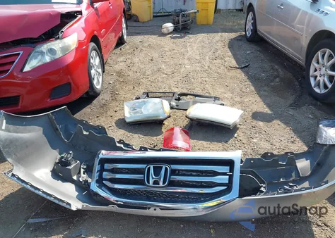 2013 Honda Pilot Ex z USA, uszkodzony, nr VIN 5FNYF4H47DB055746